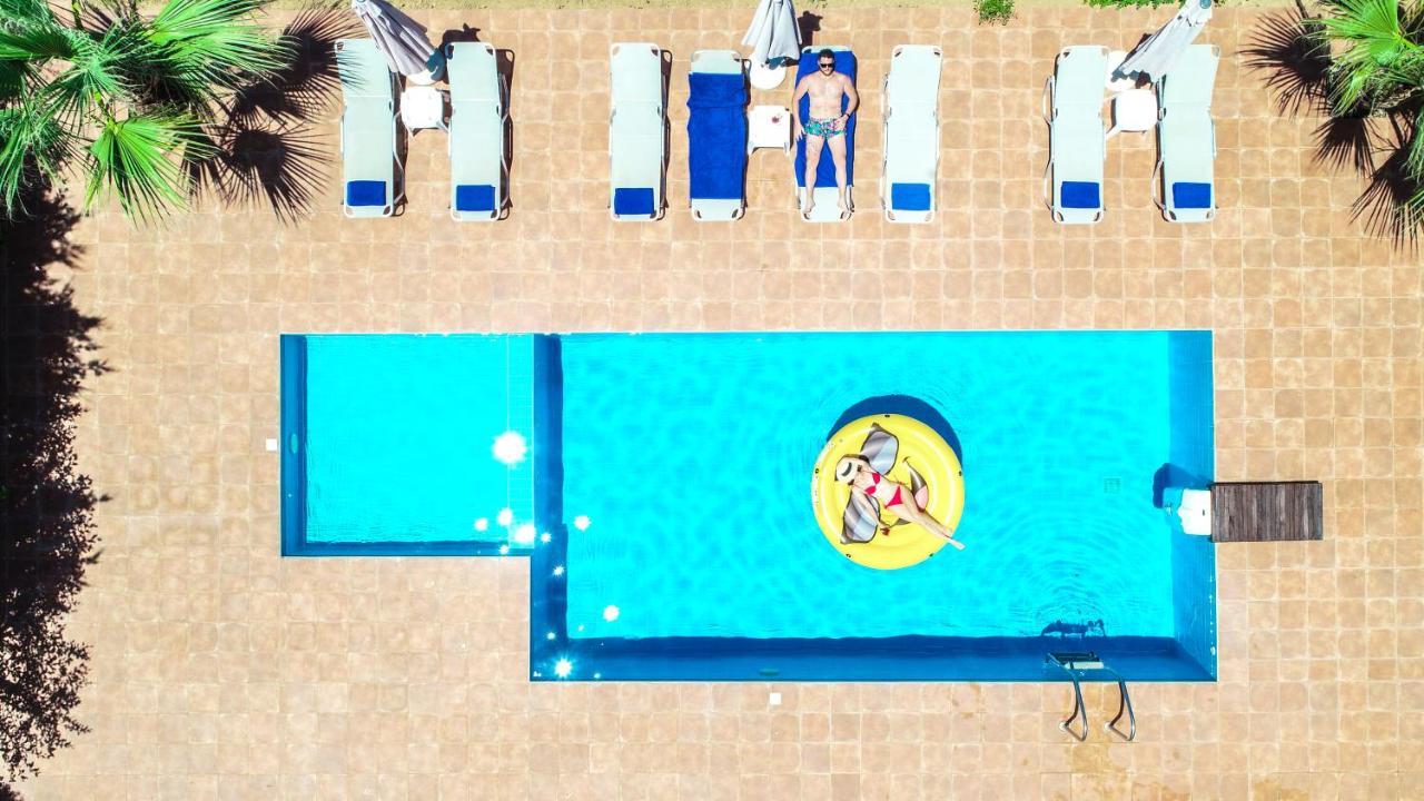 Villas Louloudaki Loutra  Екстер'єр фото