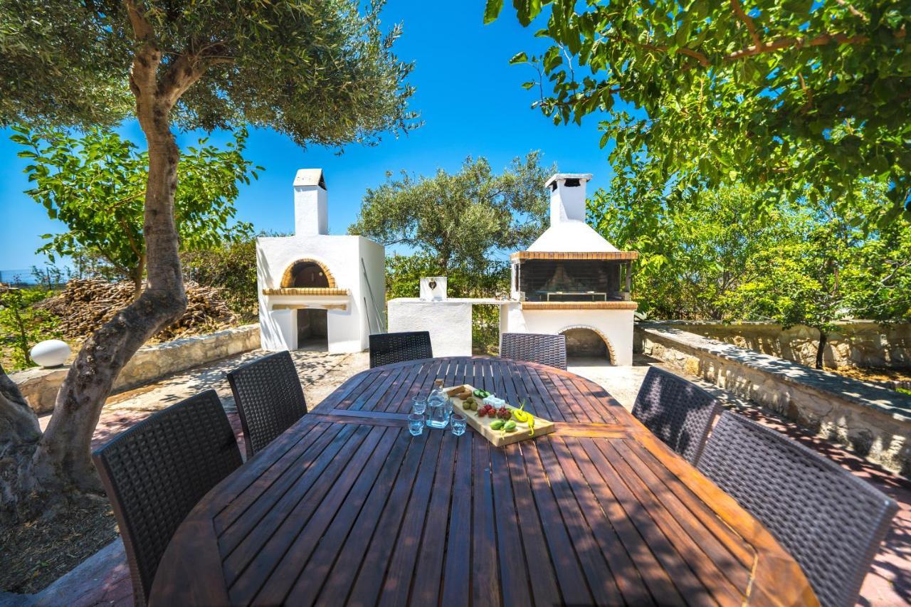 Villas Louloudaki Loutra  Екстер'єр фото
