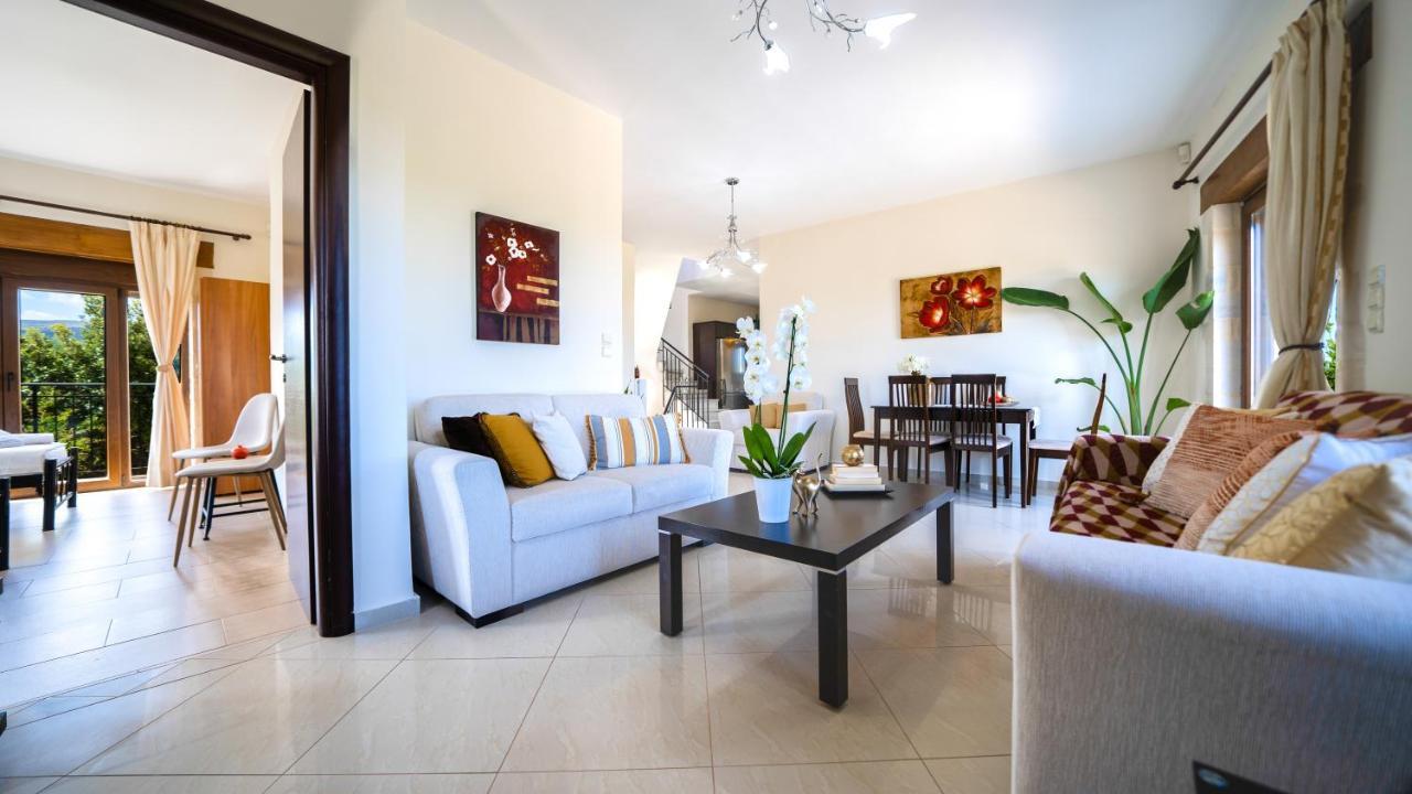 Villas Louloudaki Loutra  Екстер'єр фото