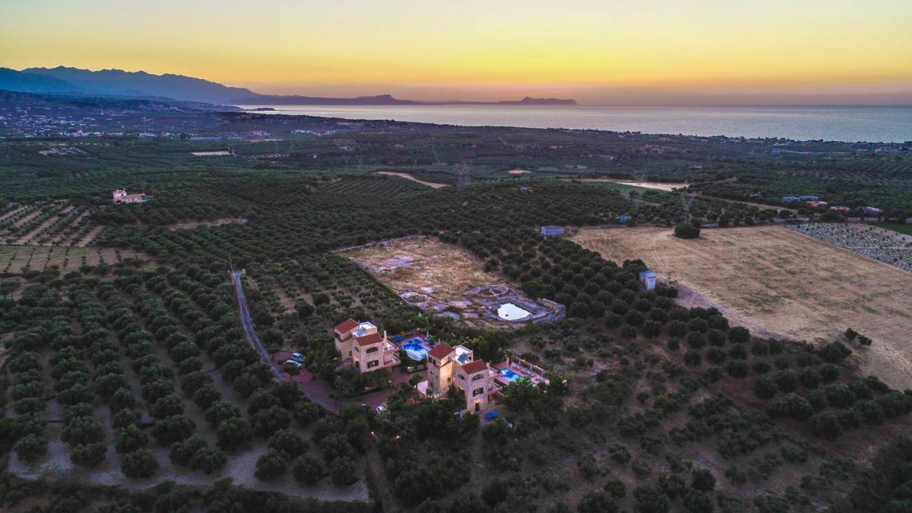 Villas Louloudaki Loutra  Екстер'єр фото